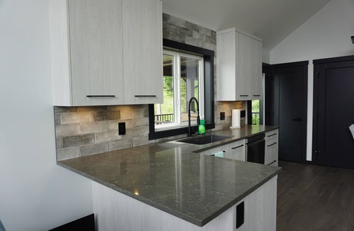 Central Okanagan House | Beautiful House on Lake Okanagan!