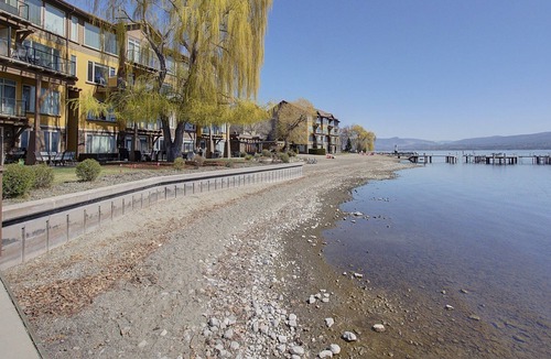 Westbank Apartment | Beautiful Lake Okanagan At Your Doorstep!