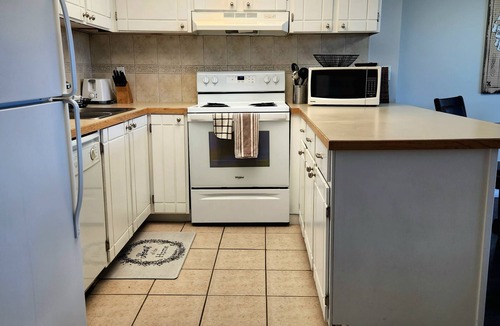 Red Deer Condo | Beautiful Two Bedroom Condo in Great Location!