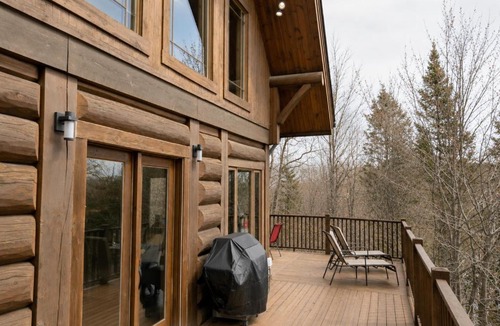 Les Pays-d'en-Haut Regional County Municipality House | Belvedere sur le Lac Lodge