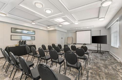 Regional District of Nanaimo Hotel | Best Western Dorchester Hotel