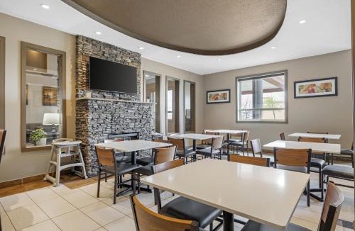 Estevan Hotel | Best Western Estevan Inn & Suites