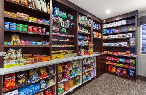North Central Edmonton Hotel | Best Western PLUS City Centre Inn