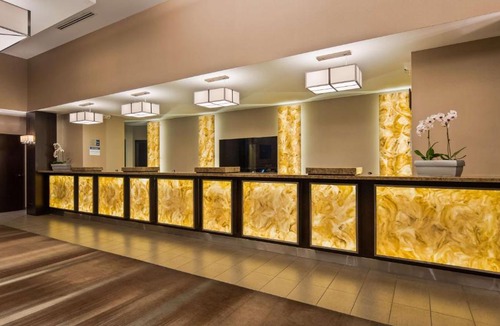 Highland Hotel | Best Western Plus Lamplighter Inn & Conference Centre