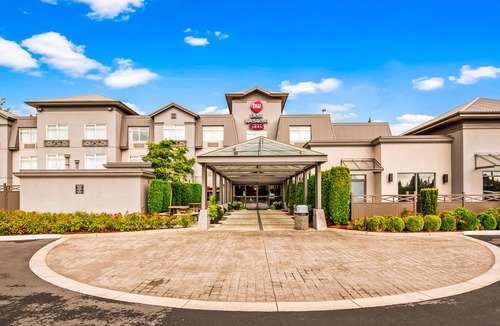 Pitt Meadows Hotel | Best Western Plus Pitt Meadows Inn & Suites