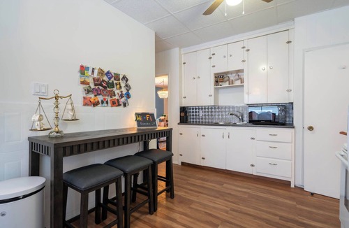Cranbrook Apartment | Betty Lou's Library | Vintage | Downtown Cranbrook