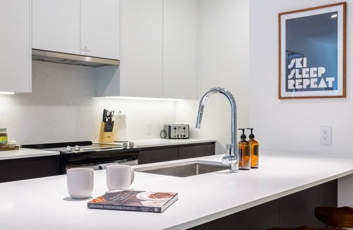 Revelstoke Apartment | Beutts Hygge House - Charming One-Bedroom Condo