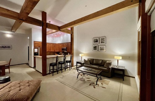 Ucluelet Condo | Big Beach Villa