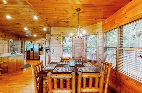 Murphy House | Black Bear Den
