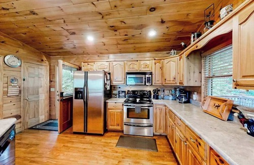 Murphy House | Black Bear Den