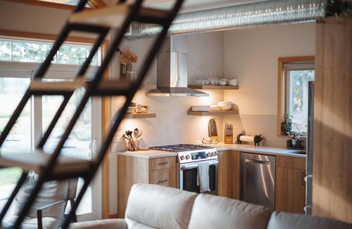 British Columbia Interior Ski Chalet | Black Cedar Escape- A Chalet for Every Season