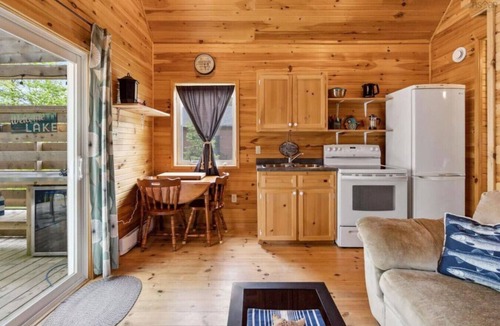 LaBelle Cabin | Black Rattle Cabin - LaBelle NS