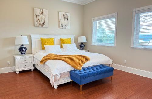 Gibsons House | Blue House
