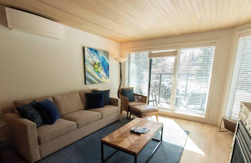 Blueberry Hill Condo | Blueberry Hill Condo - Free Parking, Pool and Hot Tub