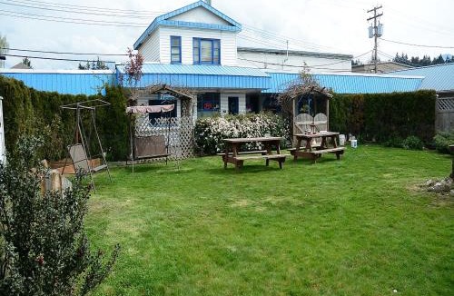 Port Alberni Hotel | Bluebird Motel
