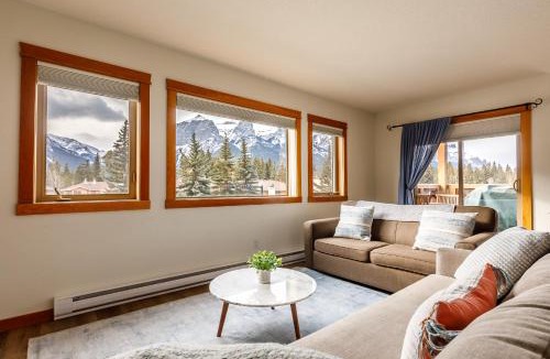Canmore House | Bluebird - Spacious Luxury Shared Rooftop Hot Tub