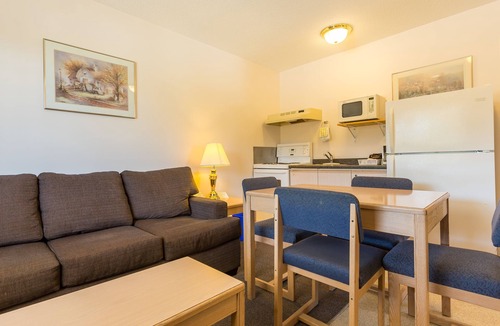 Prince George Hotel | Bon Voyage Inn