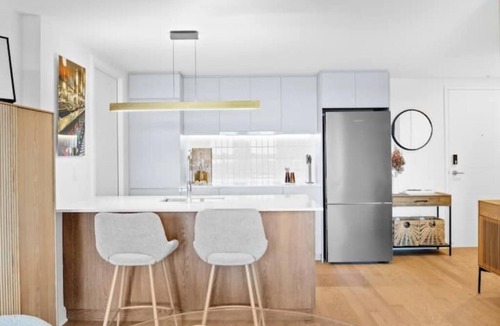 Griffintown Apartment | Brand new 2 bed, 2 bath in Griffintown
