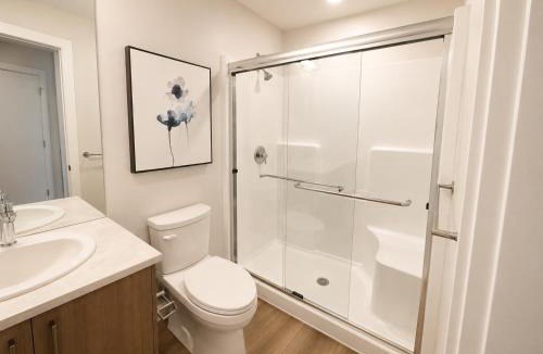 Sidney Apartment | Brand New 3-Bedroom Condo in the Heart of Sidney