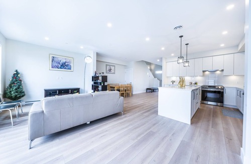 Tsawwassen House | Brand new beautiful townhome in Tsawwassen