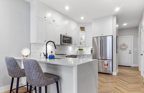 Harrison Hot Springs Condo | Brand New Harrison Hot Springs Lake View!