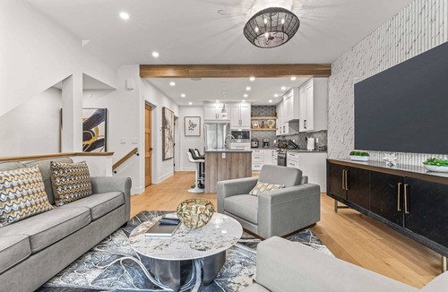 Teepee Town House | BRAND NEW|Cronus by SSR|TopView|Luxury|HOT TUB (BL# RES-11685)