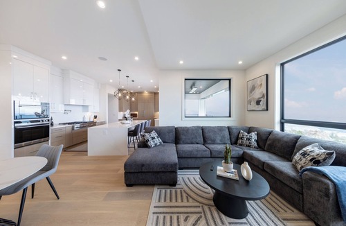 Bear Mountain Resort House | Brand New Luxury 4BR House at Bear Mountain