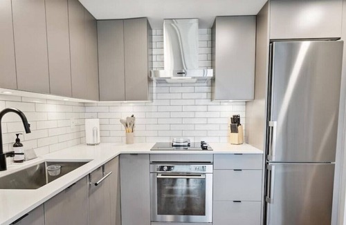 Downtown Kelowna Apartment | Brand New Tenth Floor Condo Downtown #1011