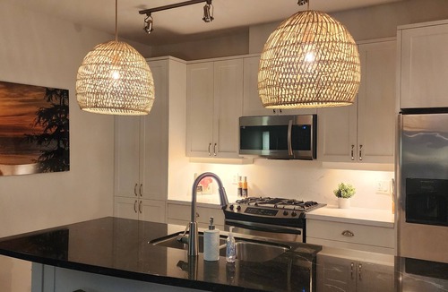 Regional District of Nanaimo Apartment | Breathtaking Oceanview Oasis in Vancouver Island 1 min walk to Rathtrevor Beach