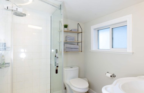 Union Bay Condo | Breathtaking Oceanview Suite