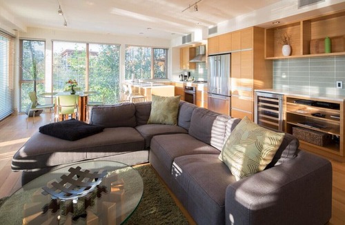 Brentwood Bay House | Brentwood Bay Resort - Ocean Villas