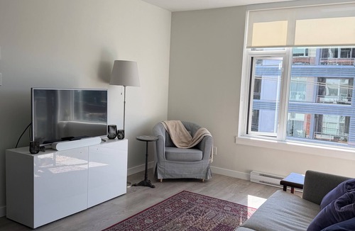 Mount Pleasant Condo | Bright 1BR + DEN in Mt Pleasant · 9 min to BC Place