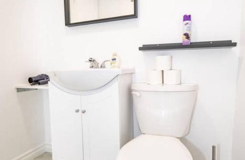 The Beaches Apartment | Bright Apartment in The Beaches