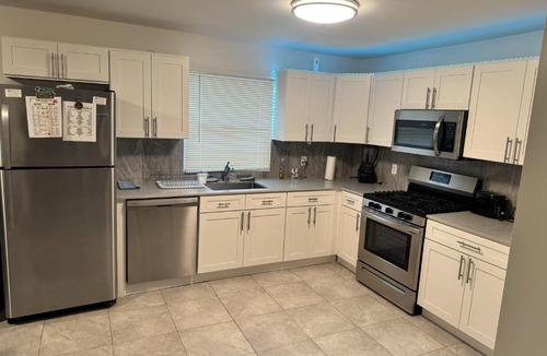 Central Islip Apartment | Bright & Comfortable Home in the Heart of It All