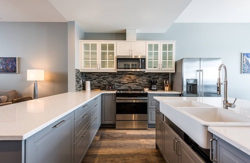 Silver Star Mountain Hotel | Bright & Cozy 3-Bedroom Townhome w/Ski-In/Ski-Out & Hot Tub