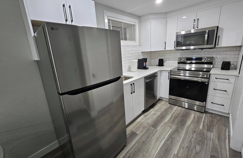 Regina Apartment | Bright & Modern Basement Suite in Regina
