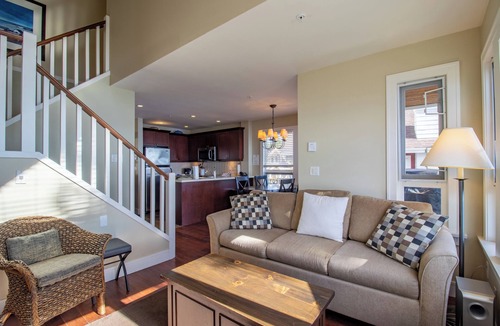 Pender Island Cottage | Bright Ocean View Cottage on Pender Island! COB 6