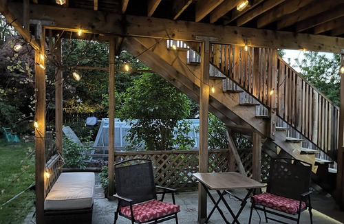 Colwood House | Bright, serene 1 bedroom suite in Colwood