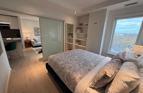 North End Apartment | Bright spotless & modern 1 BR in North End Halifax