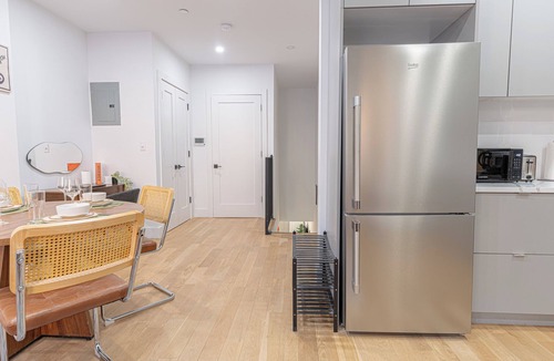 Bushwick House | Bright Studio Duplex w/Backyard & W/D