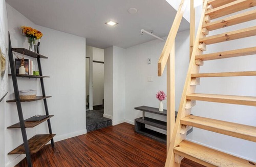 Downtown Montreal Apartment | Bright & Stylish Mezzanine – Live on Bishop St