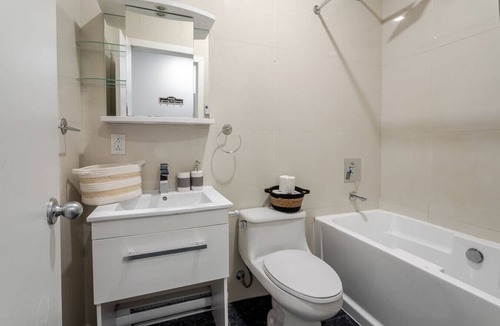 Downtown Montreal Apartment | Bright & Stylish Mezzanine – Live on Bishop St