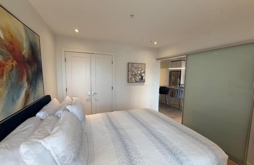 North End Apartment | Bright warm & cozy 1 BR in North End Halifax