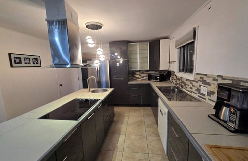 Brossard House | brossard home inn 1