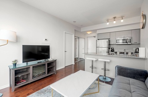 Bay Cloverhill Hotel | Burano Condos in Downtown Toronto