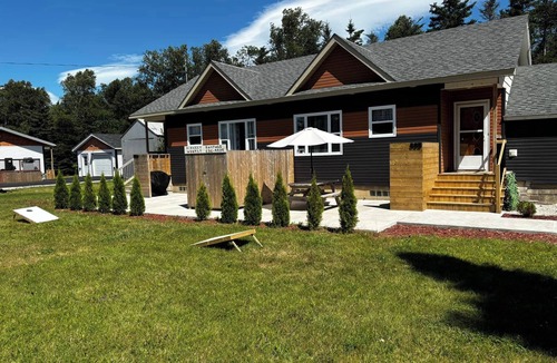 Deer Lake Apartment | By the Beach - Unit B Beautiful Beachside Retreat