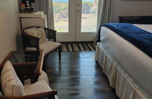 Ucluelet Hotel | Ucluelet/Ocean/King Cove Suite - hot tub access