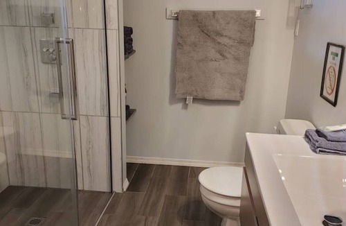 Ucluelet Hotel | Ucluelet/Ocean/King Cove Suite - hot tub access