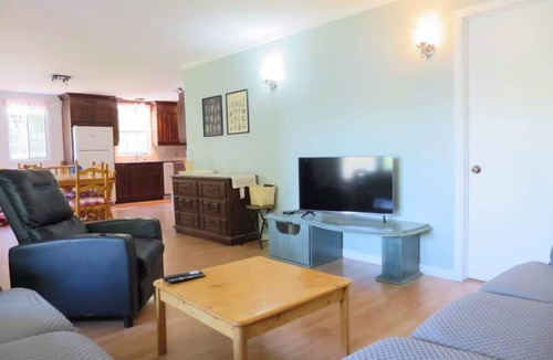 Sainte-Therese-de-la-Gatineau Ski Chalet | Special offer - 7 people cottage