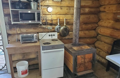 Big River Cabin | Cabin #5 - Rustic Cabin at Delaronde Resort